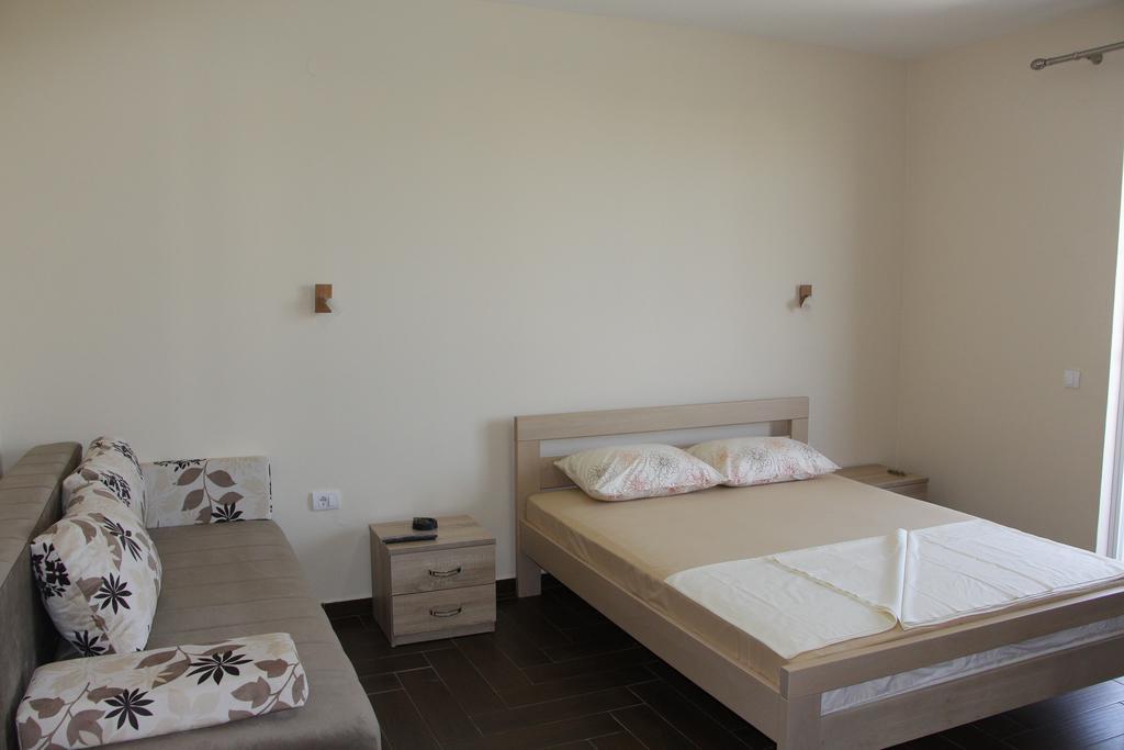Apartment Family Ulcinj Exterior foto