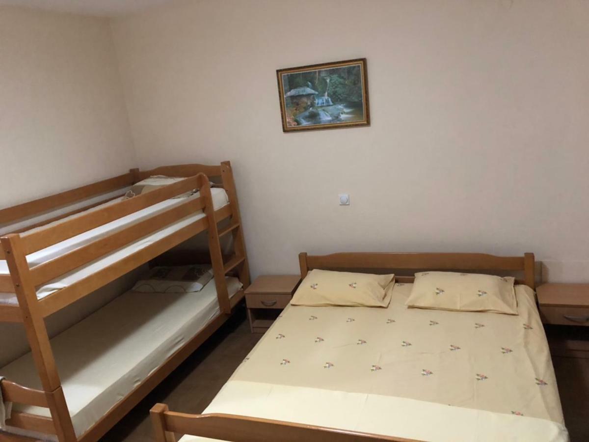 Apartment Family Ulcinj Exterior foto